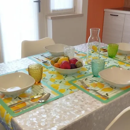 Marta - La Limoncella Appartement