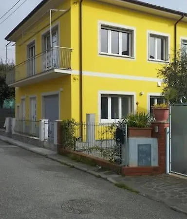 Marta - La Limoncella Apartment